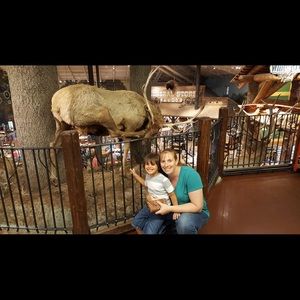 Meet your Posher, Angela